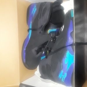 Jordan aqua 8s